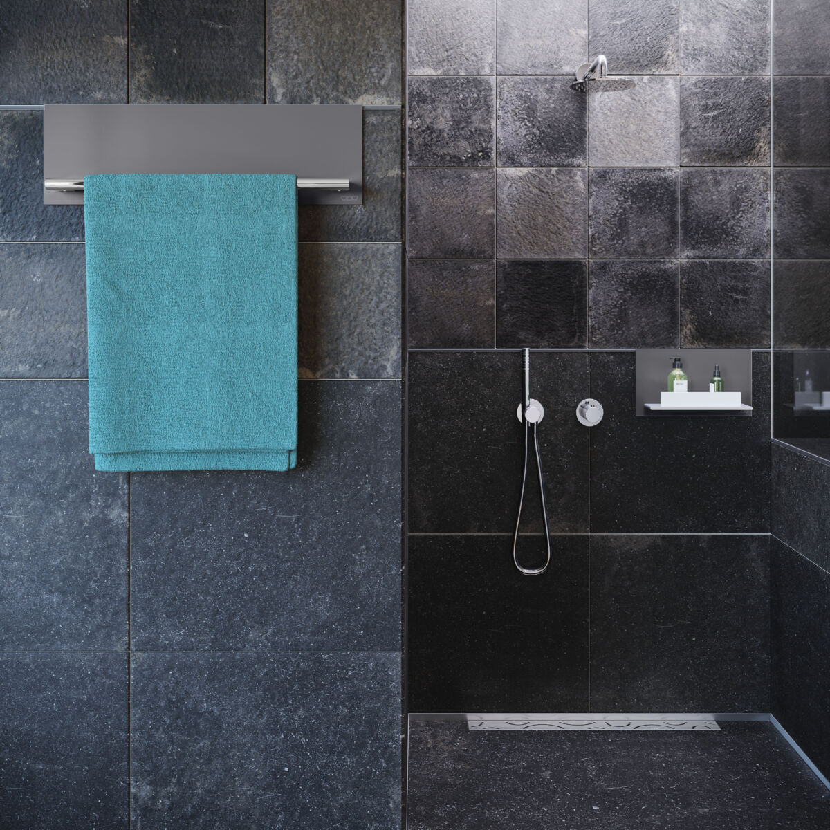 Praktische Handtuchhalter gehören ebenso zum Accessoire-Sortiment wie nützliche Ablagen für den Duschbereich.