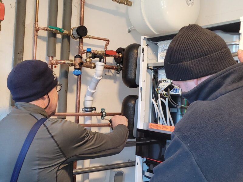 Installation einer Wärmepumpe - Kurt Burmeister aus Kronshagen bei Kiel